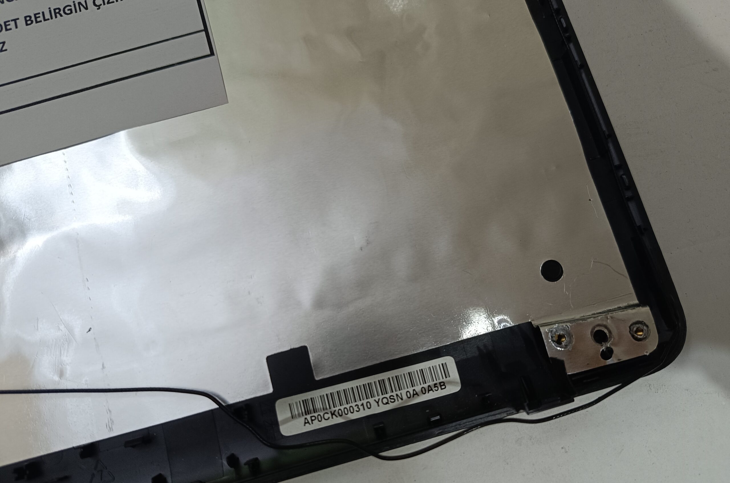 TOSHIBA L675 ORJİNAL LCD COVER - LCD ARKA KAPAK + WİFİ ANTENLERİ - Görsel 7