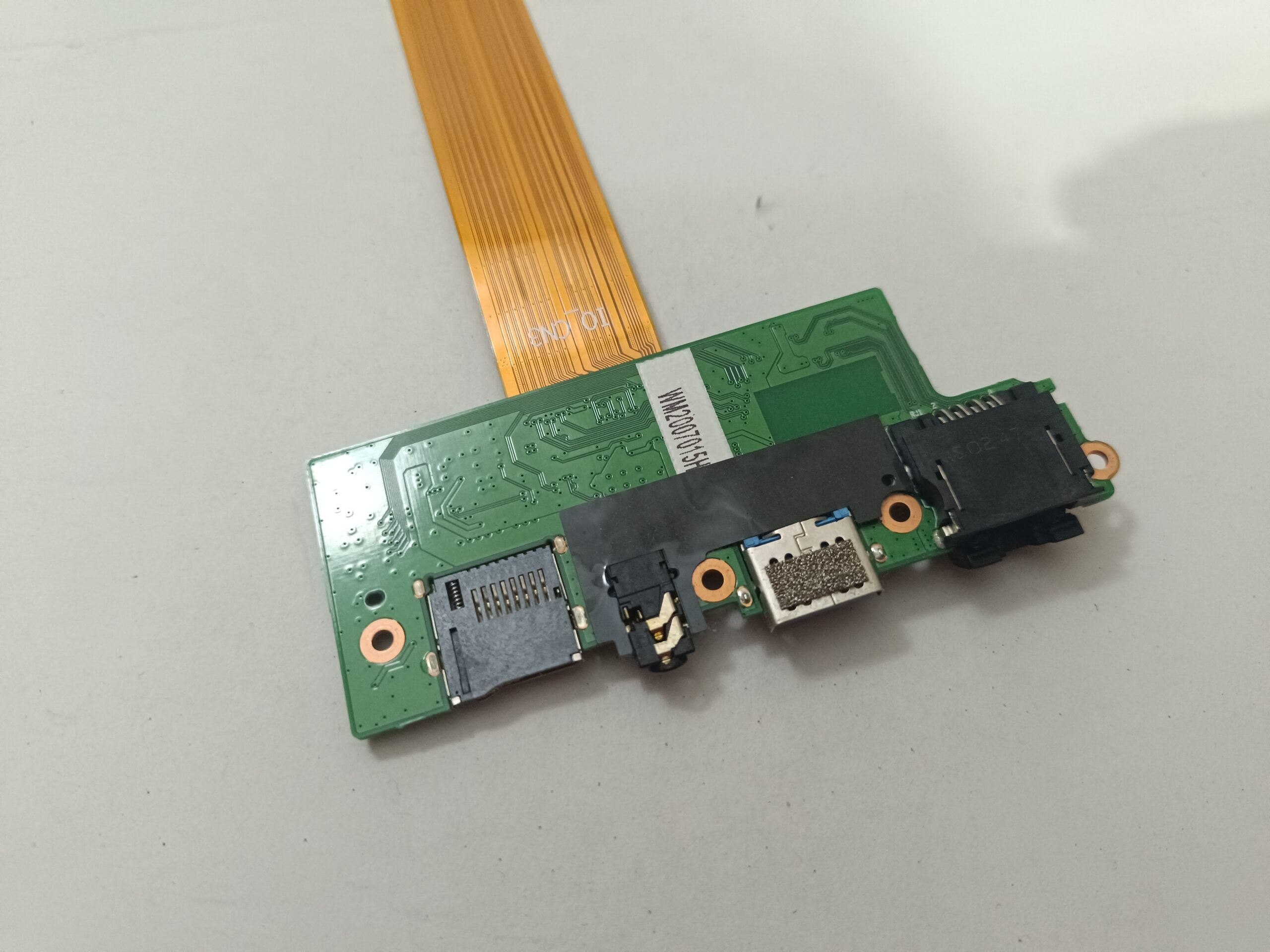 ILIFE ZED AIR CX7 ORJİNAL YAN USB GİRİŞ SD KART 3.5mm SES RJ45 ETHERNET GİRİŞ BORDU - Görsel 3