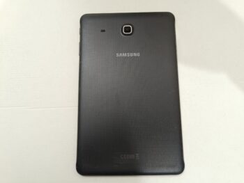 SAMSUNG TAB E SM-T562 ORJİNAL ARKA KAPAK SİYAH