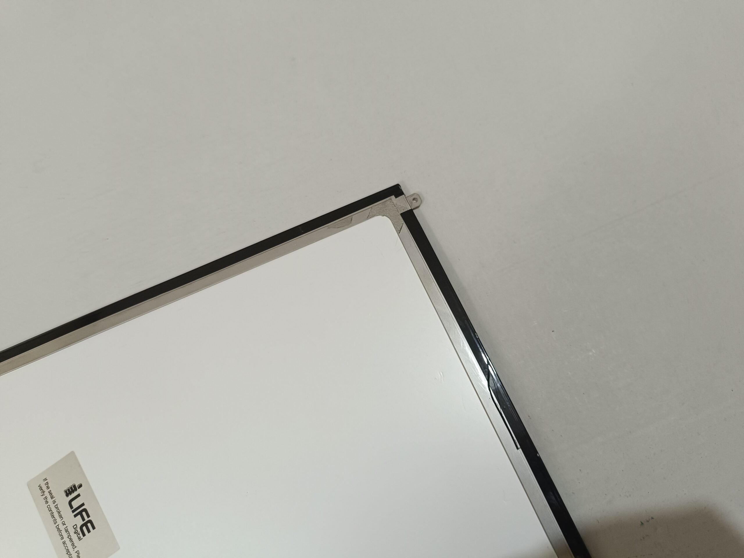 CMO N133IGE -L41 Rev.C2 13.3 İNÇ 30 PIN SLIM APPLE LED PANEL - Görsel 7