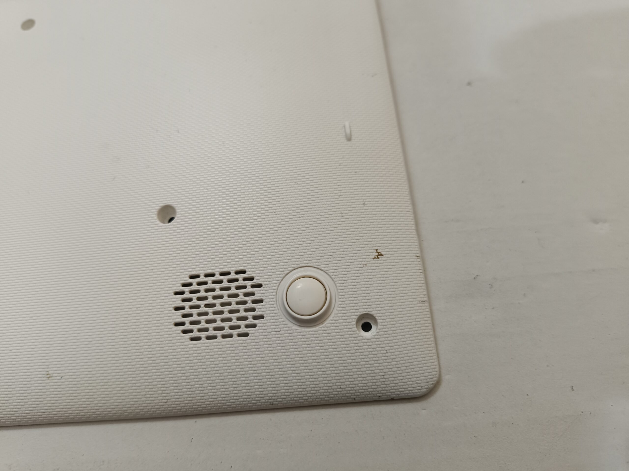 ASUS EEEPC X101CH ORJİNAL ALT KASA BOTTOM CASE BEYAZ - Görsel 5