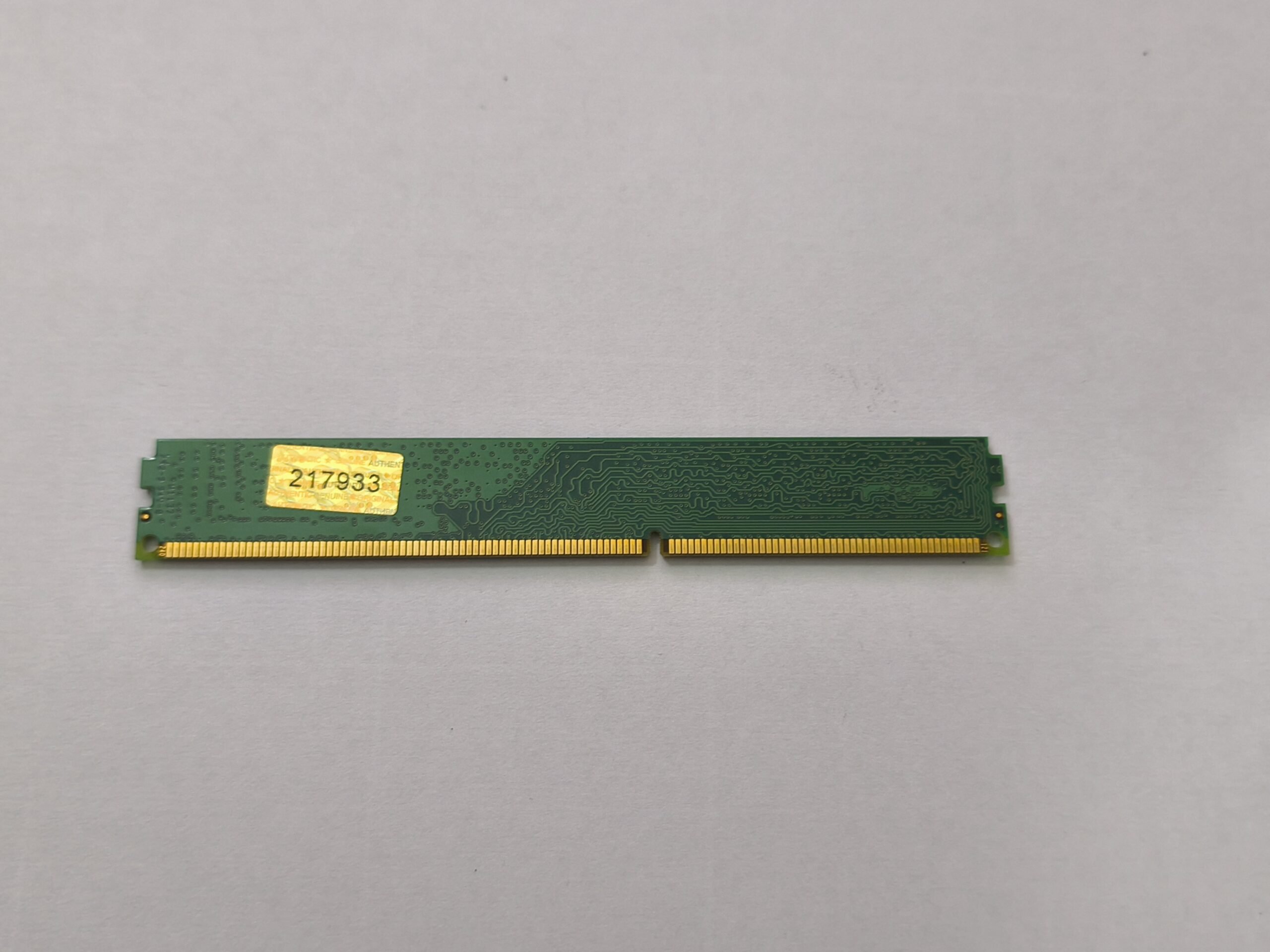 KINGSTON 2GB 10600S 1333 MHz DDR3 CL9 KVR11333D3S8N/2G RAM BELLEK - Görsel 2