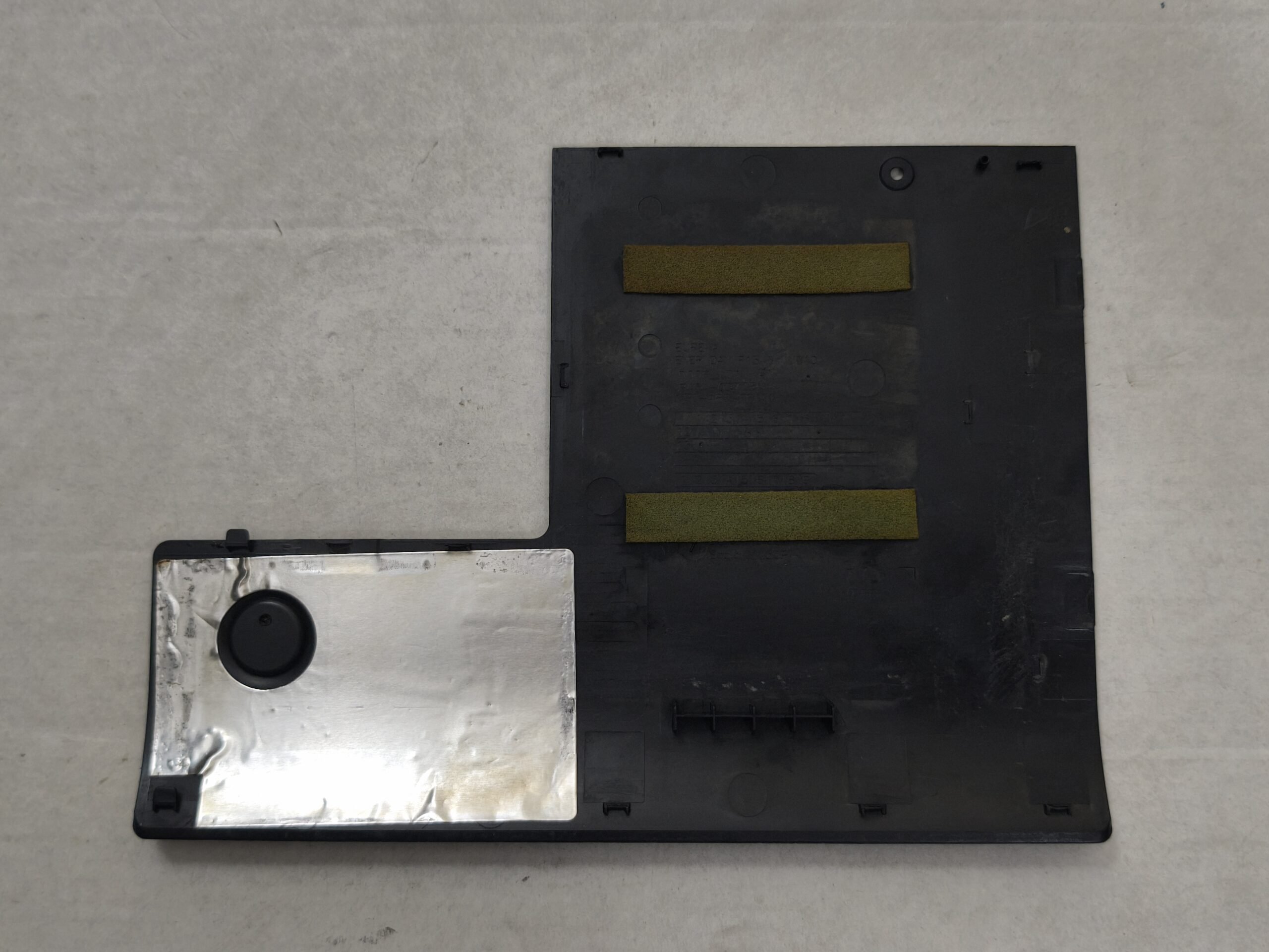 SAMSUNG 350V NP350V5C ORJİNAL ALT SERVİS KAPAK HDD RAM KAPAĞI - Görsel 2