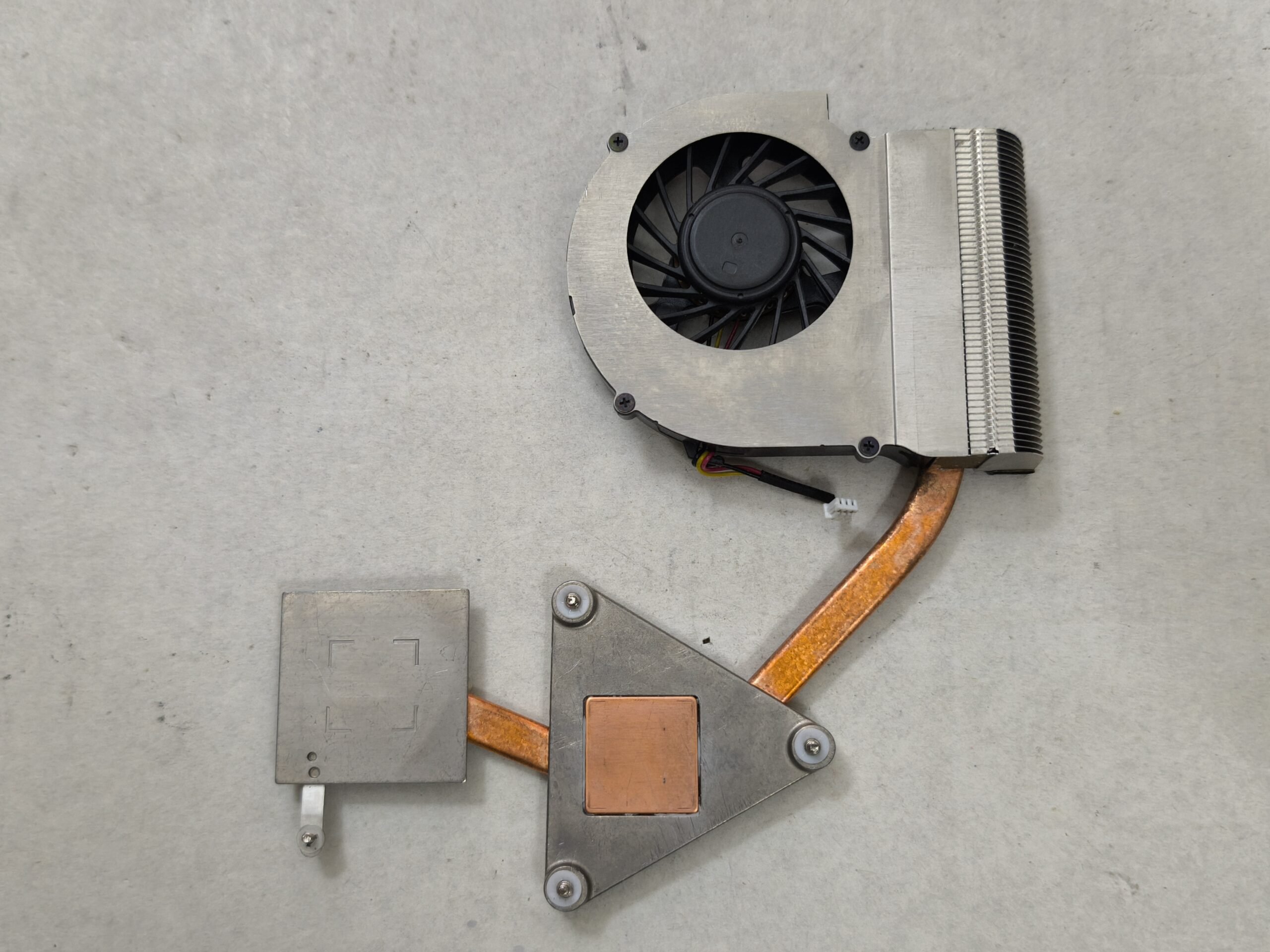 DELL INSPIRON N5030 ORJİNAL İŞLEMCİ FANI CPU FAN HEATSINK - Görsel 2