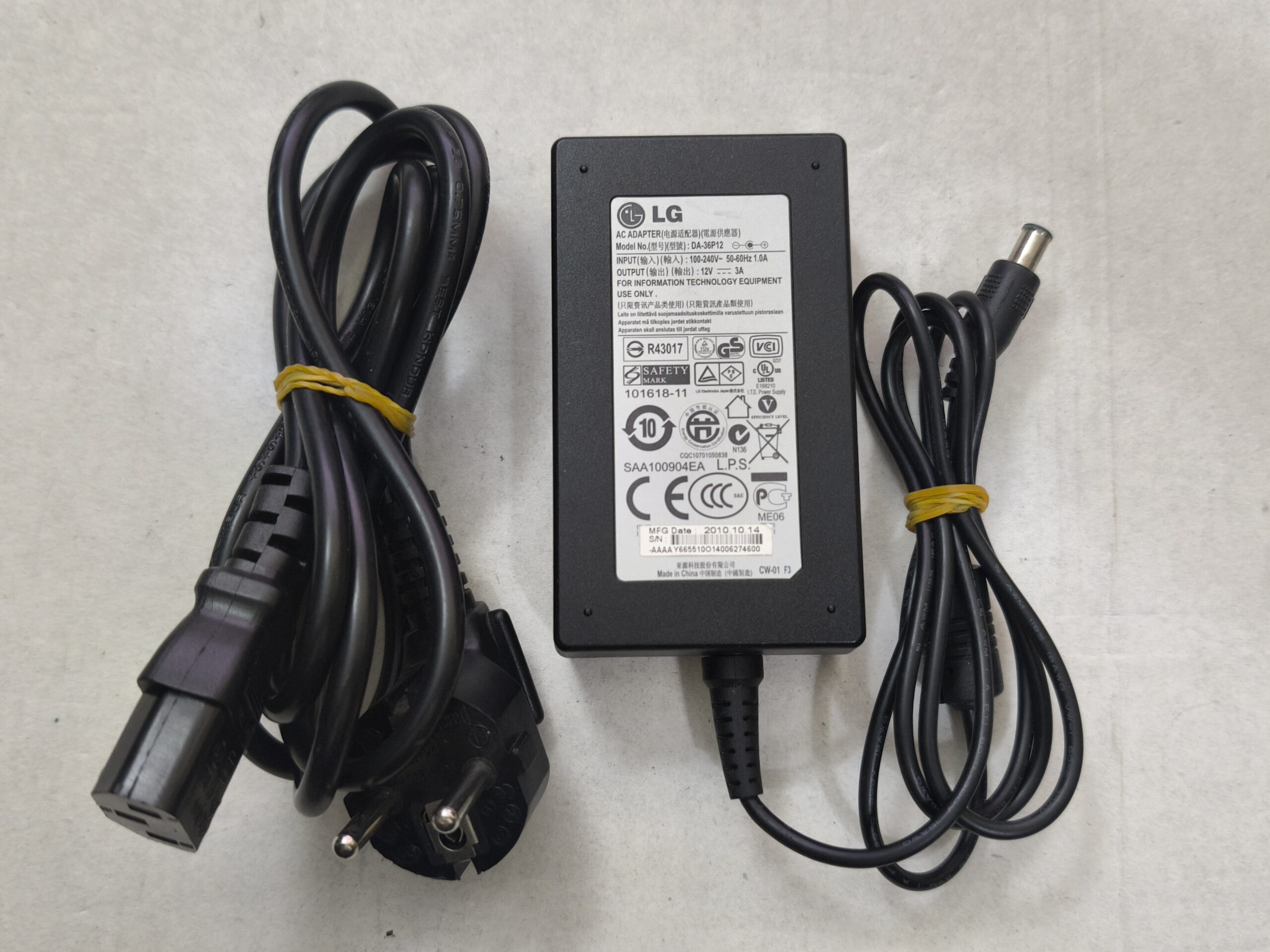 LG 12V 3A 36W 6.5 x 4.4 mm İĞNE UÇ MONİTÖR ADAPTÖRÜ DA-36P12