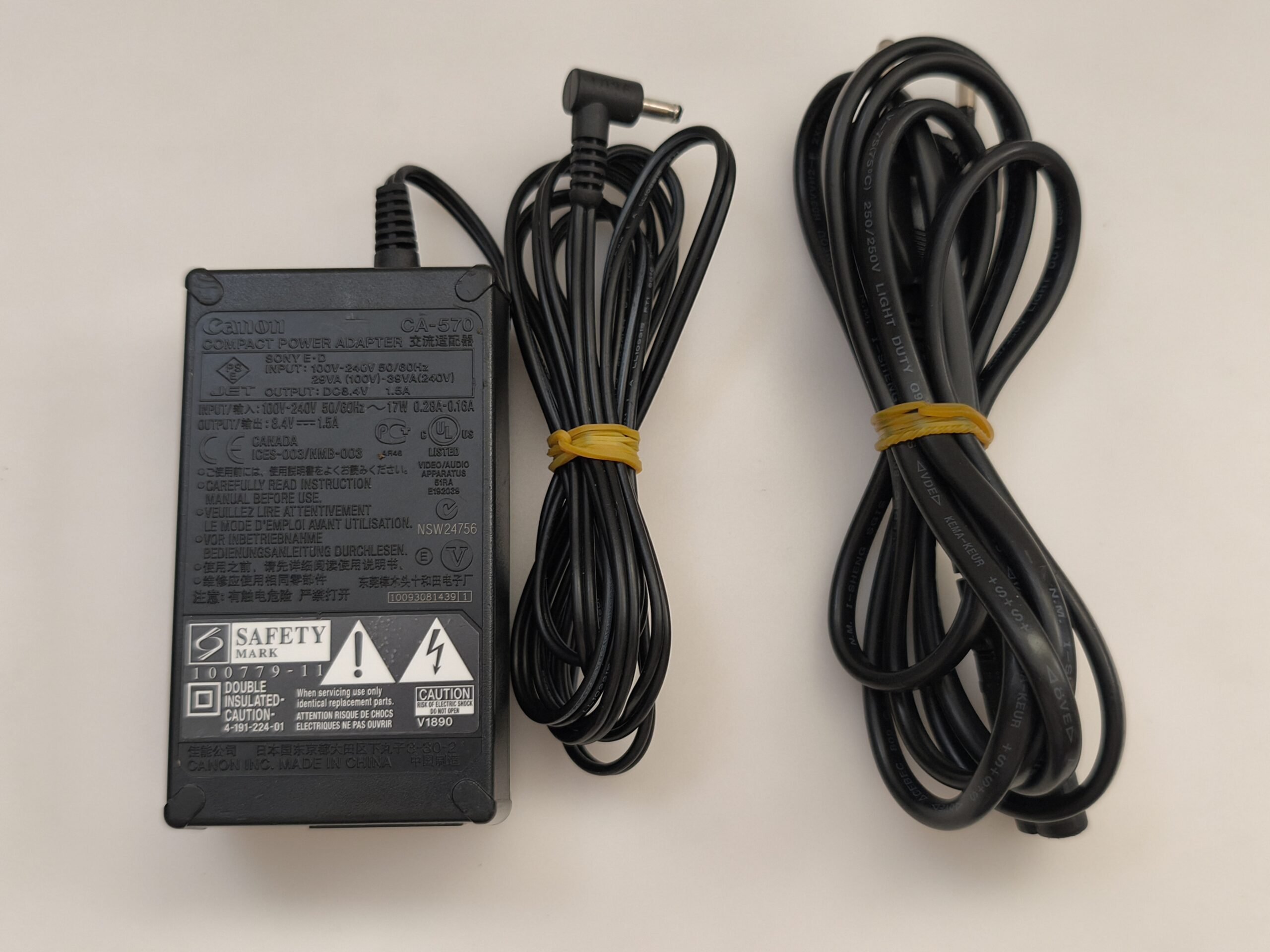 CANON CA-570 8.4V 1.5A 3.4*1.3mm İNCE UÇ KAMERA ADAPTÖRÜ
