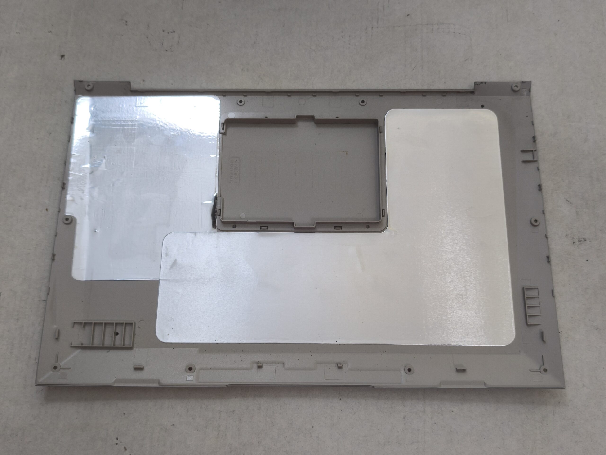 CASPER C350 / C350 SILVER ORJİNAL ALT KAPAK - Görsel 2