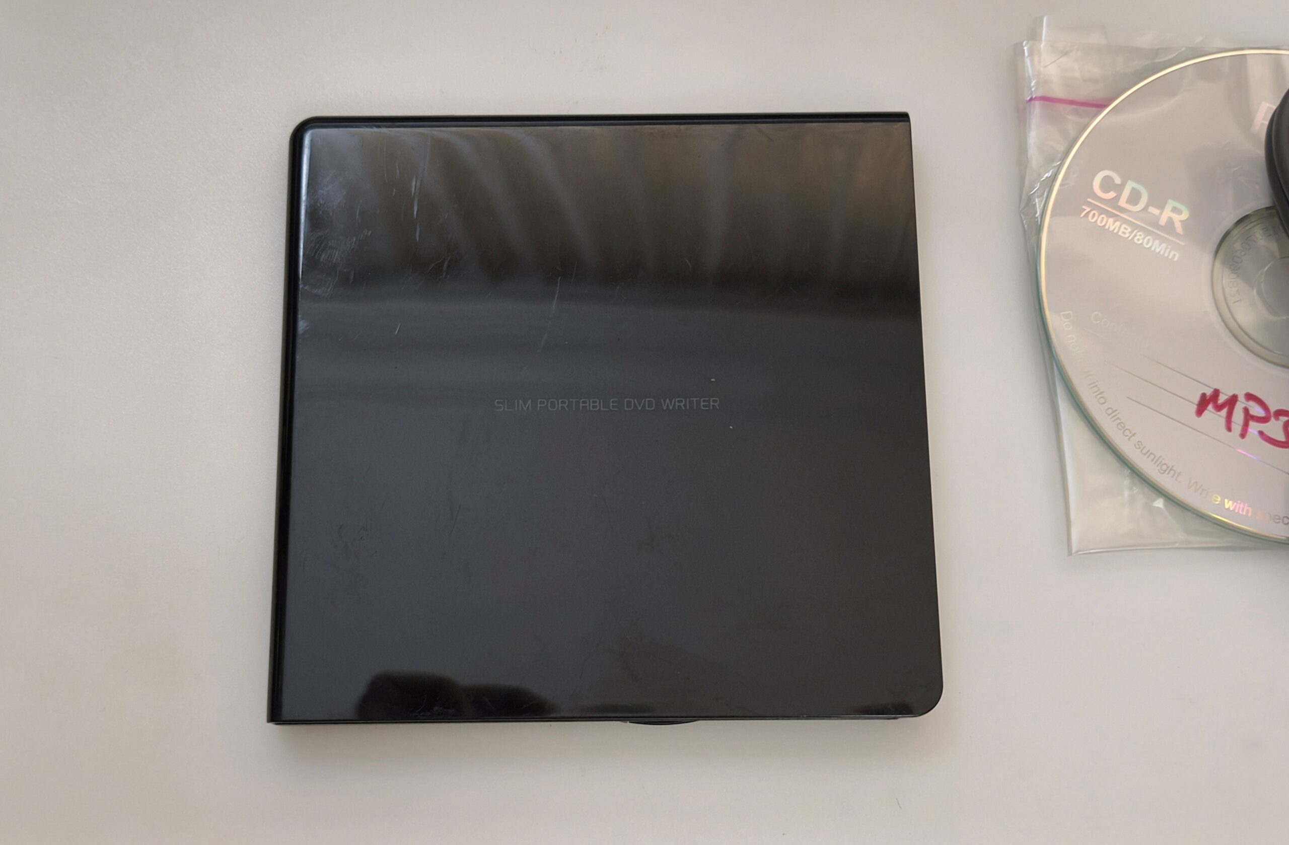 LG SLIM USB PORTABLE DVD WRITTER USB HARİCİ DVD YAZICI - Görsel 3