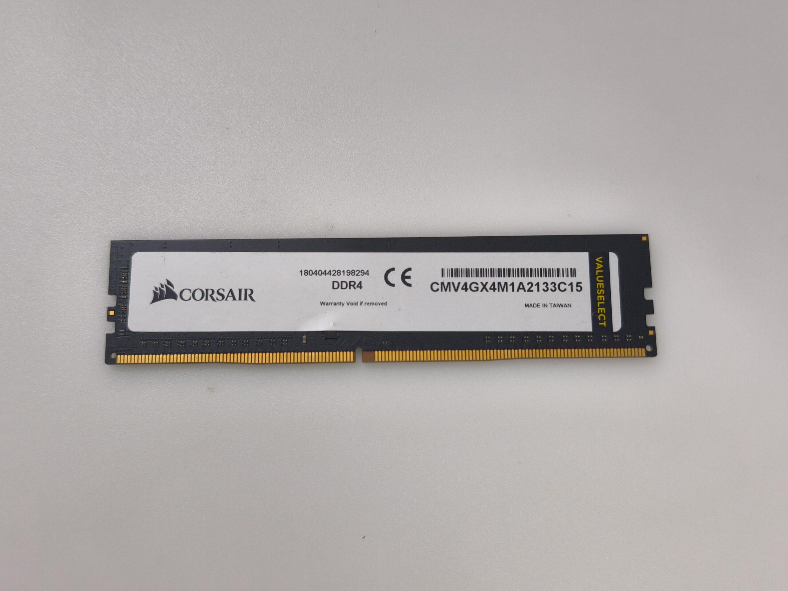 CORSAIR VALUE SELECT 4 GB DDR4 2133 CL15 MASAÜSTÜ PC RAM BELLEK
