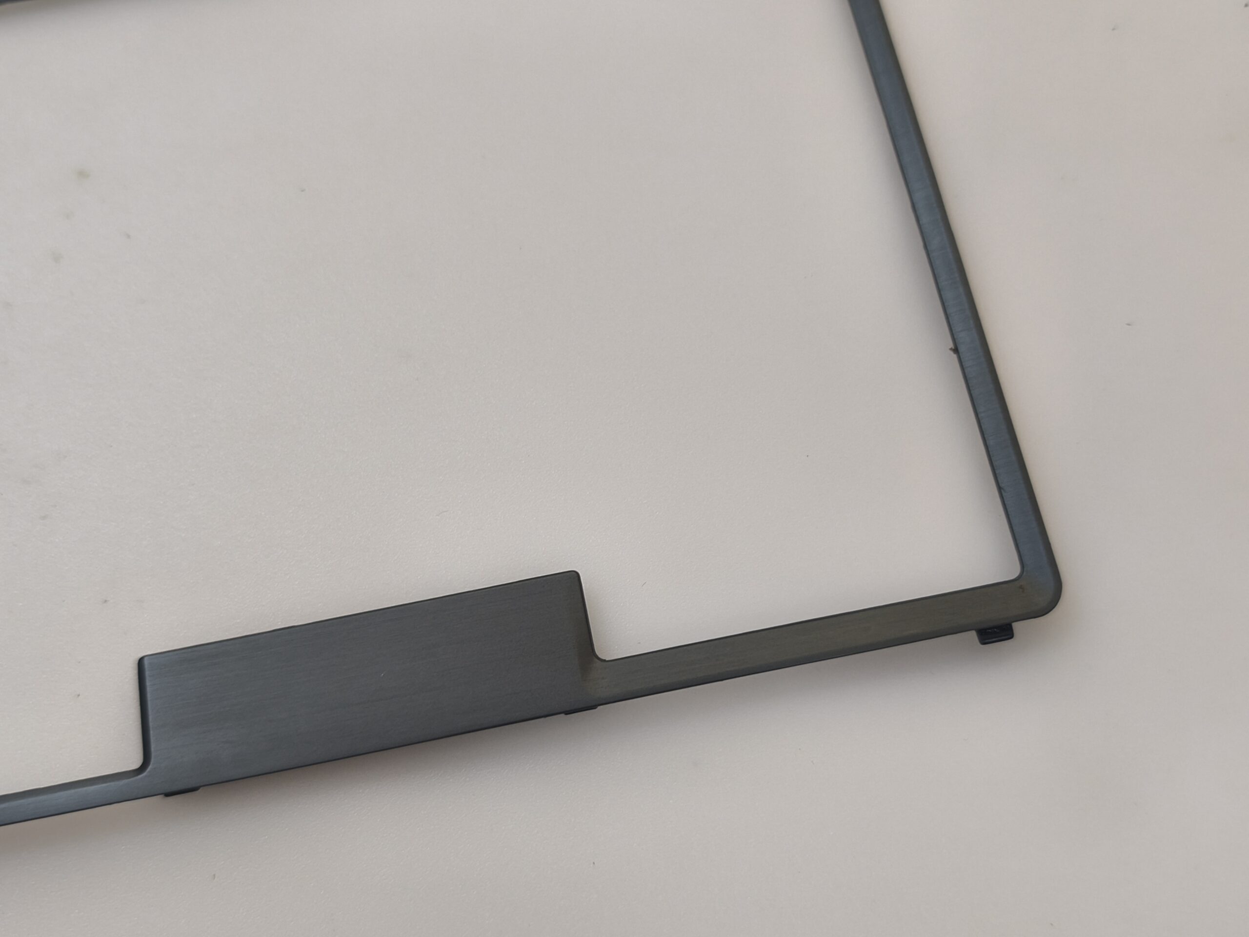 DELL LATITUDE E6330 ORJİNAL PLASTİK KLAVYE ÇERÇEVESİ - Görsel 6
