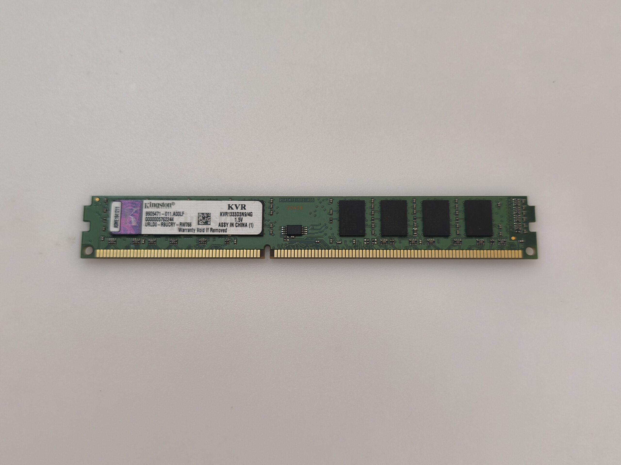 KINGSTON 4 GB DDR3 1333 MHz ( PC3-10600 ) CL9 MASAÜSTÜ PC RAM BELLEK