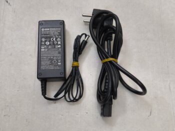 12 VOLT 3 AMPER 5.5*2.5 mm STANDART UÇ ÇOK AMAÇLI ADAPTÖR